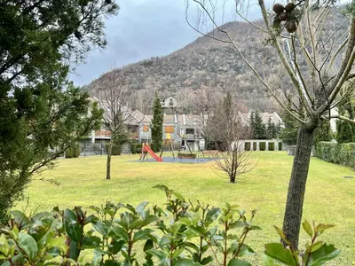 Vista general de una montaña o vista desde la casa o chalet