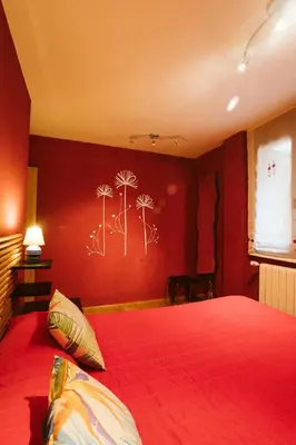 Cama o camas de una habitación en refugio Tramacastilla - WOW RURAL