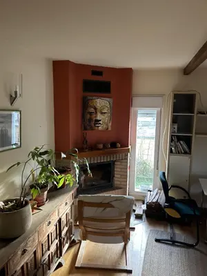 Una televisión o centro de entretenimiento en CasitaAzul double room