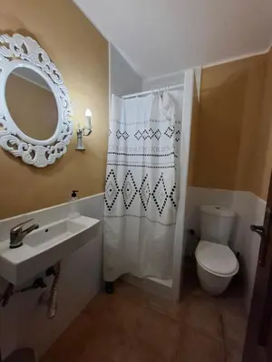 Un baño de Casa Rural Mirador del Águila