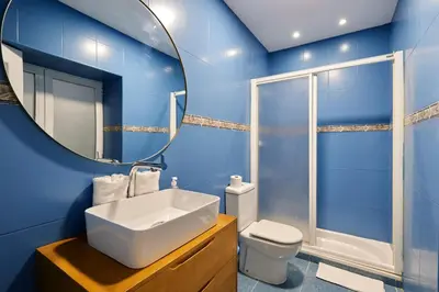 Un baño de Blanca de Navarra by Clabao