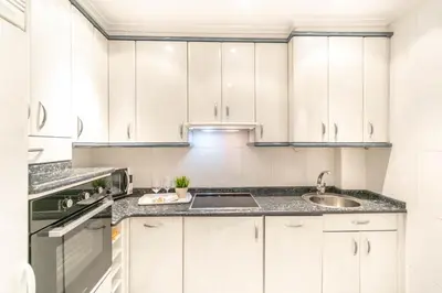 Una cocina o zona de cocina en Acogedor apartamento en el corazón de Pamplona