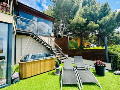 Jardín al aire libre en Home Mirador Castellvell