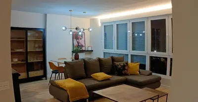 Zona de estar de La parada de San Domingo 2
