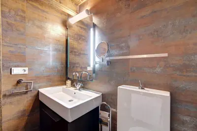 Un baño de Encantadora casa en Salardú con vistas espectaculares by Eth Flòc