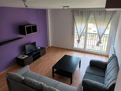 Una televisión o centro de entretenimiento en APARTAMENTOS ANDORRA en TERUEL