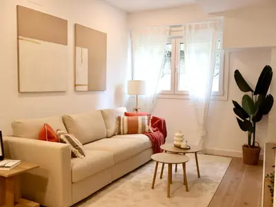 Zona de estar de Iturrama Nomada loft by Clabao