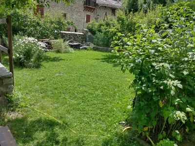 Jardín al aire libre en Borda Piñana