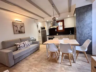 Una cocina o zona de cocina en BPIRINEOS-Pedronet