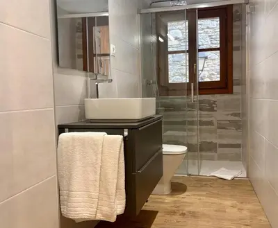 Un baño de BPIRINEOS-Pedronet