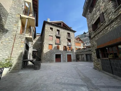 Edificio en el que se encuentra el apartamento
