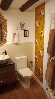 Un baño de Casa VIDOSA y Casa MAILO unidas