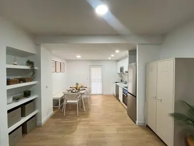 Una cocina o zona de cocina en Casa Urriés histórico y parking