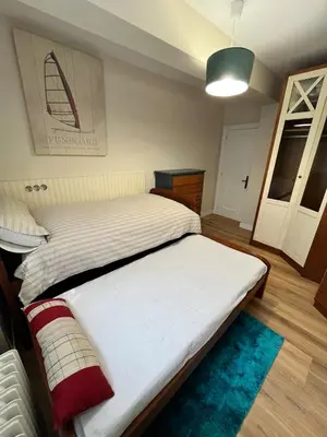 Cama o camas de una habitación en Casa Elso Pamplona