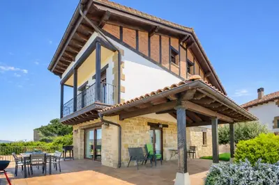 Edificio en el que se encuentra el chalet de montaña