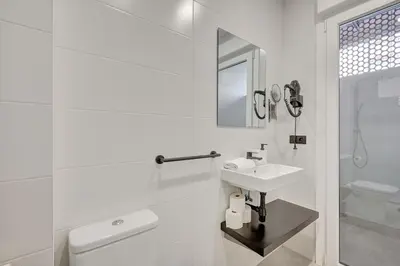 Un baño de Apartamento MYE 2 by Clabao