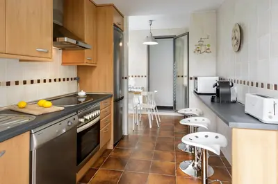 Una cocina o zona de cocina en Duplex Las Margas Vistas Montañas
