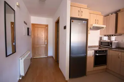 Una cocina o zona de cocina en Modern flat for Pyrenees Adventures - Free Parking
