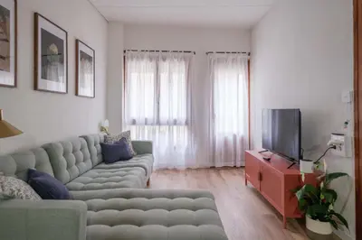 Una televisión o centro de entretenimiento en Casa Queral Xerta