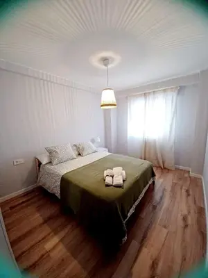 Cama o camas de una habitación en Quiet apartment near the Pilar