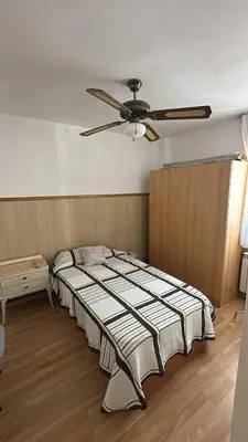 Cama o camas de una habitación en apartamento casa Larrosa rural en Huesca