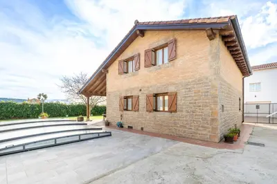 Edificio en el que se encuentra el chalet de montaña