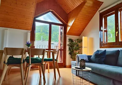 Zona de estar de Apartamento Sobremonte: vistas al Rio Gallego