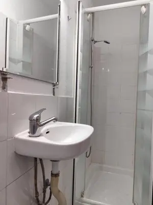 Un baño de Hostal Castilla