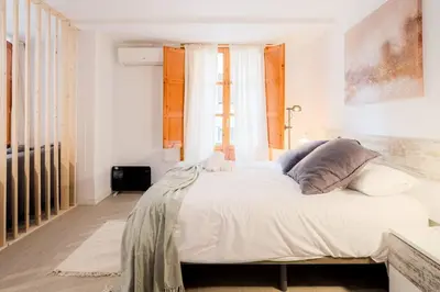 Cama o camas de una habitación en Loft Loarre | Estudio Premium Renovado | 5 Pax