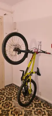 Montar en bicicleta en Casa Gelonch o alrededores