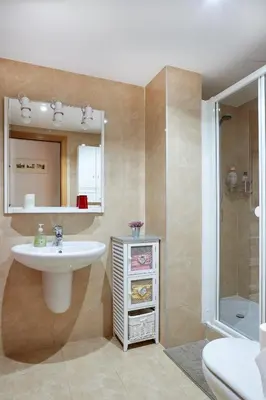 Un baño de Bee Happy Erletokieta apartamento en Pamplona
