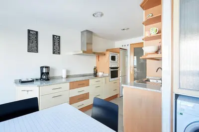 Una cocina o zona de cocina en Bee Happy Erletokieta apartamento en Pamplona