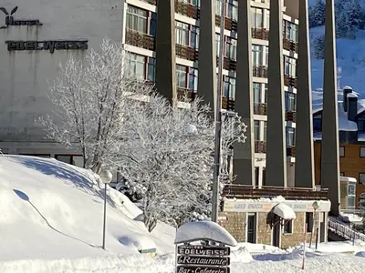 Hotel Edelweiss Candanchú en invierno