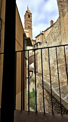 Plano de Explore Tarazona from This Central & Peaceful Flat