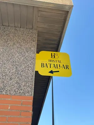 Certificado, premio, señal o documento que está expuesto en Hostal Batallar