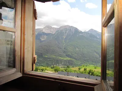Vista general de una montaña o vista desde the country house