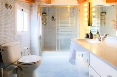Un baño de Ático Alfonso | Amplio Céntrico Renovado | 10 Pax
