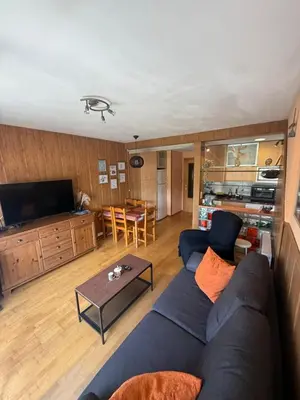 Una cocina o zona de cocina en Ibón de Bucuesa
