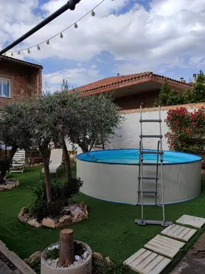 Piscina en o cerca de Cal Marcos