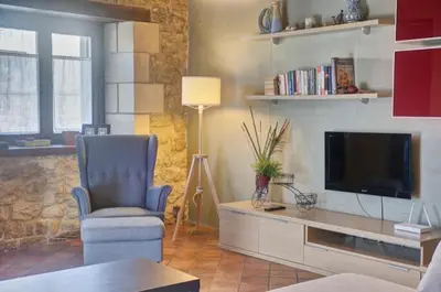 Una televisión o centro de entretenimiento en Txurdarena Berri