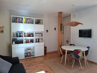 Biblioteca en el apartamento