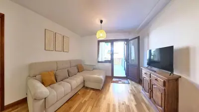 Una televisión o centro de entretenimiento en Telera - tucasaenlospirineos