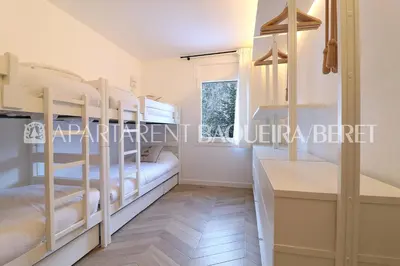 Cama o camas de una habitación en Apartarent 1500 - Apartamento Argulls