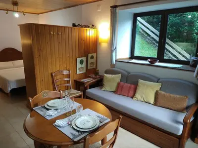 Zona de estar de Apartamento con jardin en Gessa
