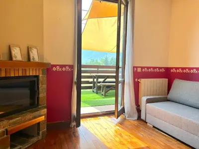Zona de estar de Apartament amb terrassa a Esterri by RURAL D'ÀNEU