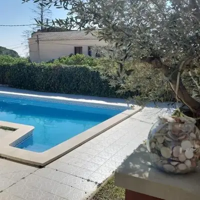 Villa entre viñas y mar