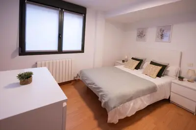 Cama o camas de una habitación en Your Central Base in Historic Tarazona