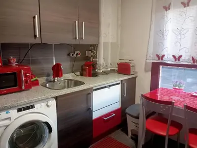 Una cocina o zona de cocina en Estilo y comodidad