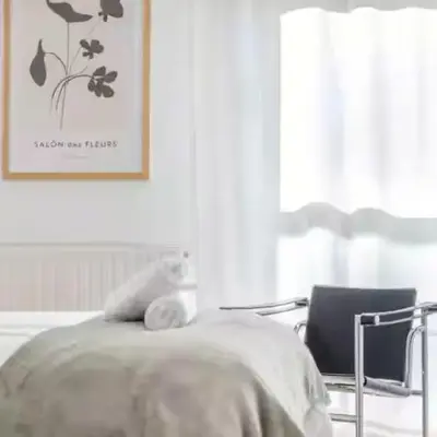 The Comfortable Apartment by Clabao