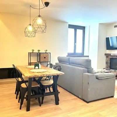 Apartament encantador amb llar de foc by RURAL D'ÀNEU